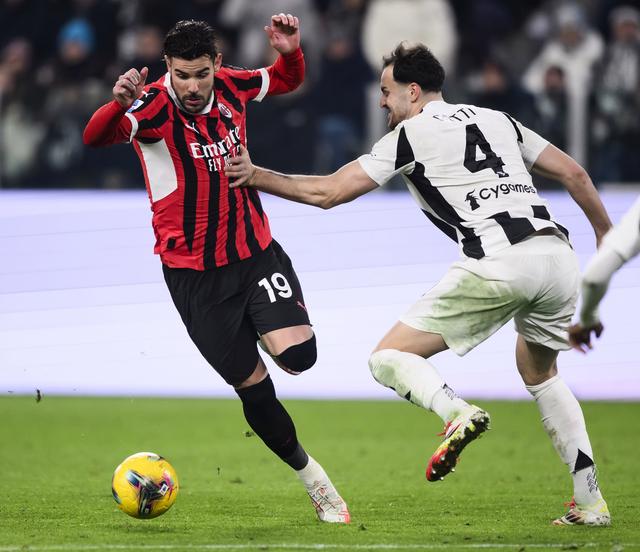 开云体育登录入口-尤文图斯引进新中场球员，加强球队中场控制的简单介绍