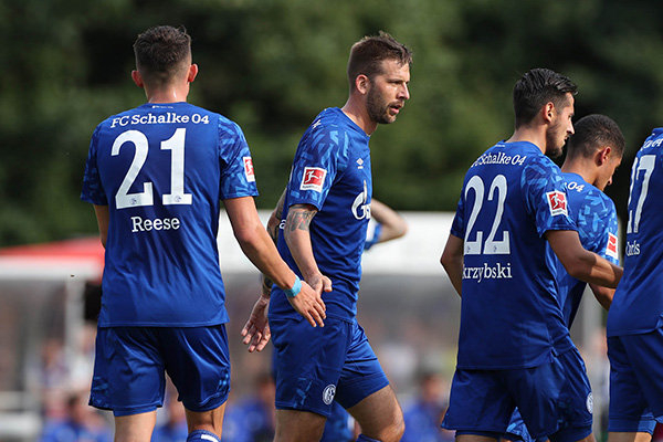 开云体育入口-包含沙尔克重心再移，新阵容解读成赛季焦点的词条