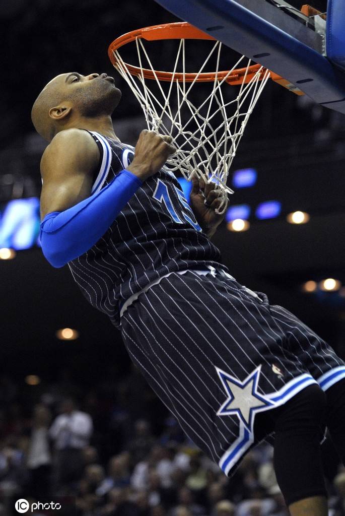 包含俄罗斯篮球超级联赛男子单打荣耀争夺的词条