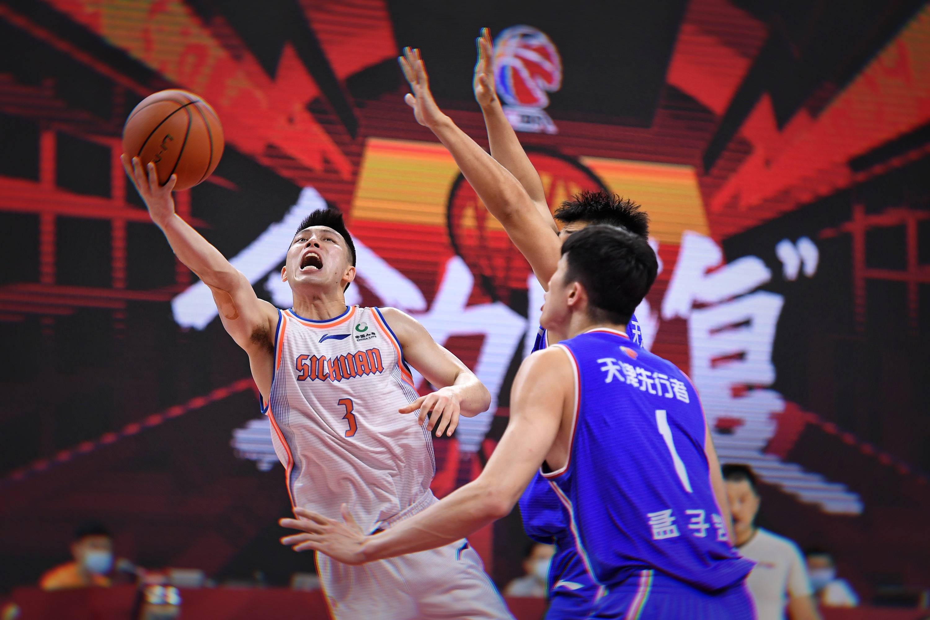 开云体育视频-绿军客场战胜奇才，莫里斯贡献分助球队取胜的简单介绍